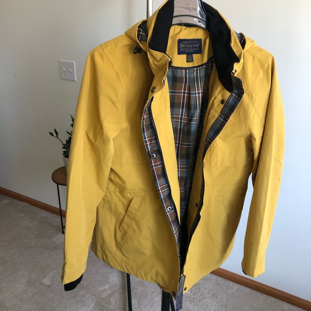 Women’s Waterproof Pendleton Rain Jacket - XL